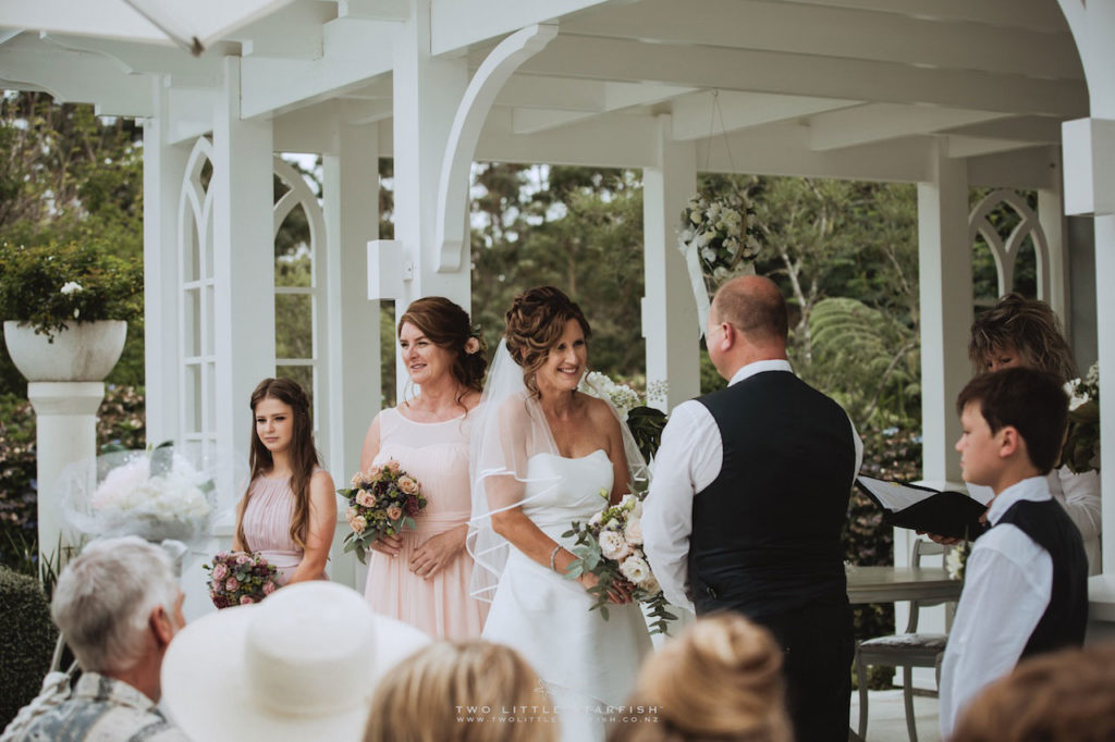 romantic pavilion for affordable wedding venue in kerikeri